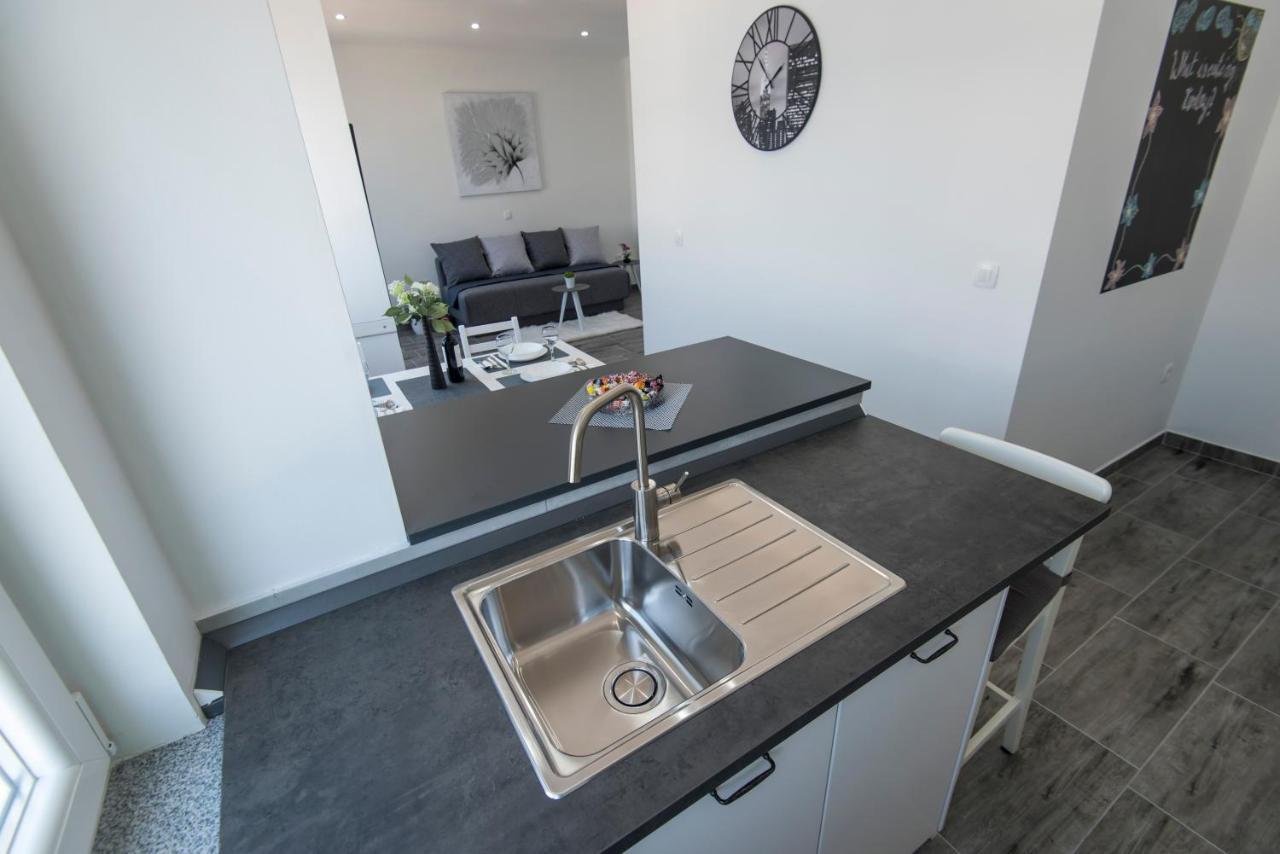 Pleasure Sea View Apartment Zadar Exterior photo